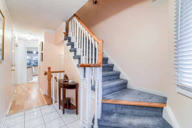 #15-455 Apache Court, Mississauga - photo 16