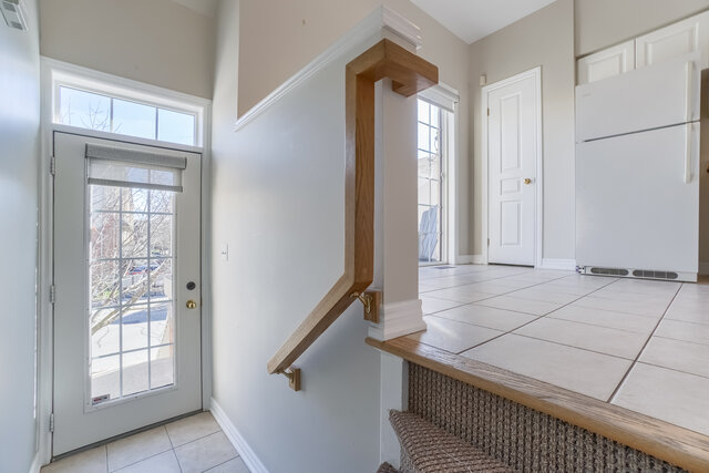 5045 Bidwell commons, Burlington - photo 6