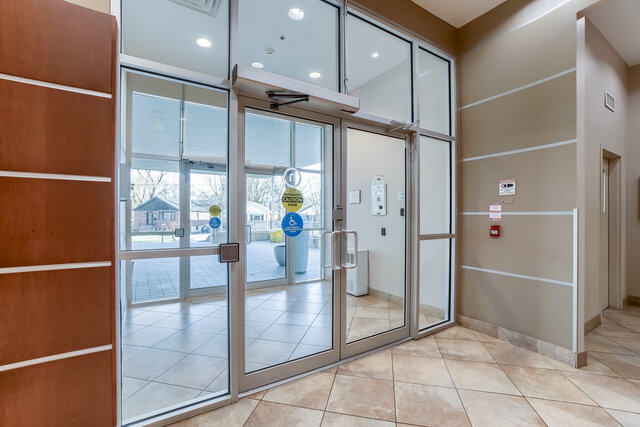 #713-2 Fieldway Road, Etobicoke - photo 4