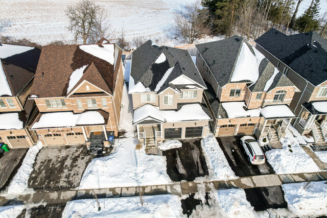 25 Ash Hill Avenue, Caledon - photo 3
