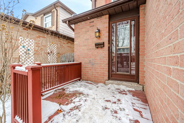 12 Wheatfield Road, Brampton - photo 5