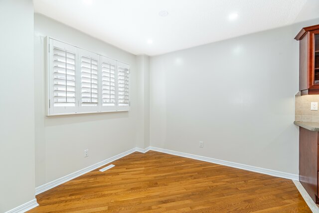 12 Wheatfield Road, Brampton - photo 13
