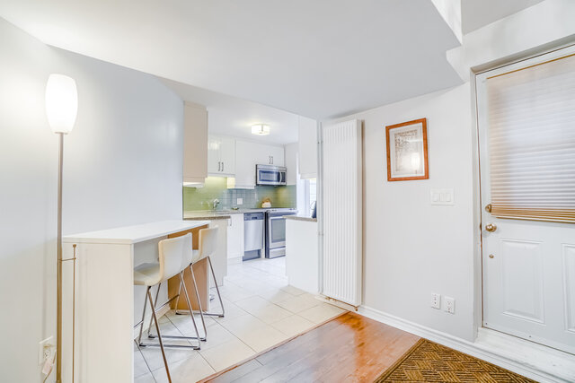 118 Mavety Street, Toronto - photo 11