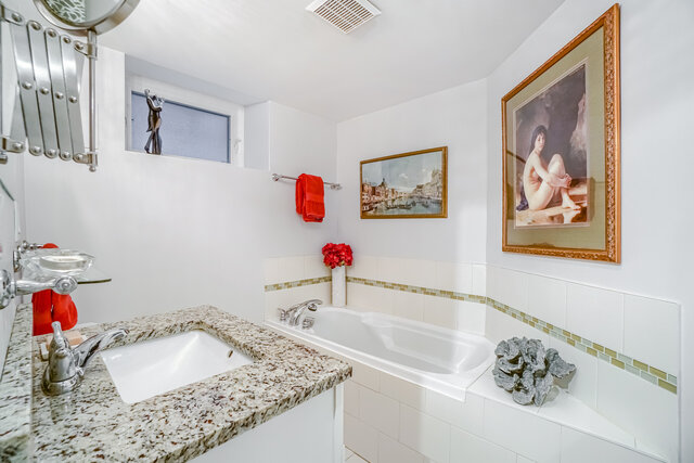 118 Mavety Street, Toronto - photo 23