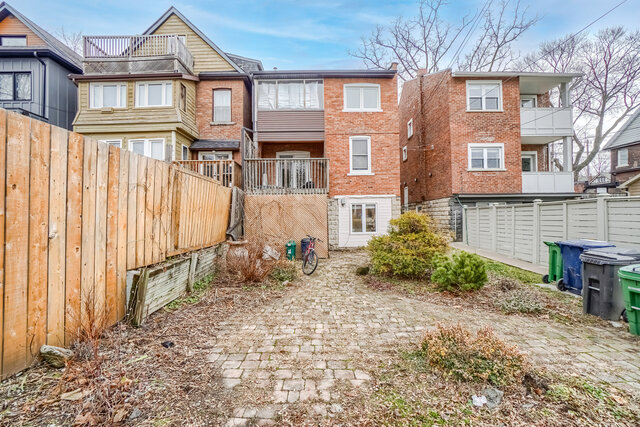 118 Mavety Street, Toronto - photo 27