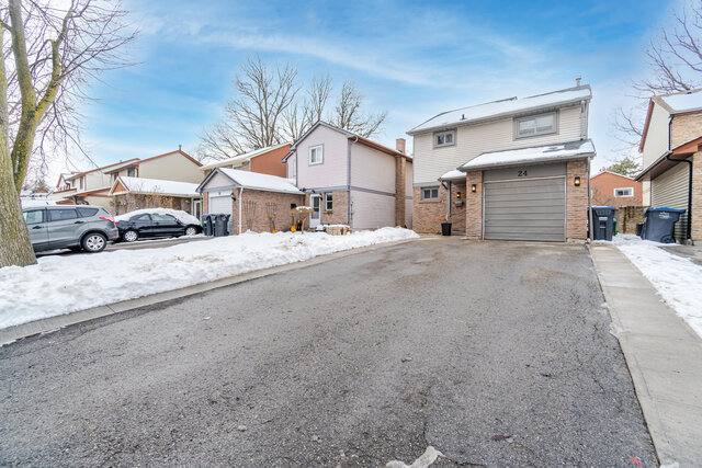 24 Mitchell Avenue, Brampton - photo 5