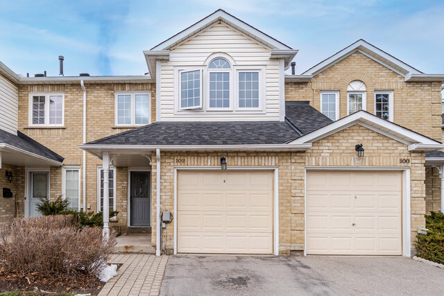 102 Heathcliffe Square, Brampton - photo 1