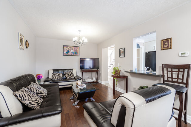 102 Heathcliffe Square, Brampton - photo 8