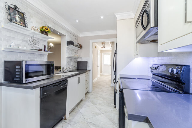 102 Heathcliffe Square, Brampton - photo 14