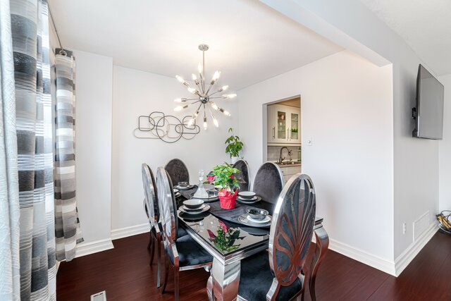 40 Greenwich Circle, Brampton - photo 11