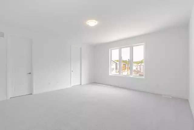 219 Rosenberg Way, Kitchener - photo 35