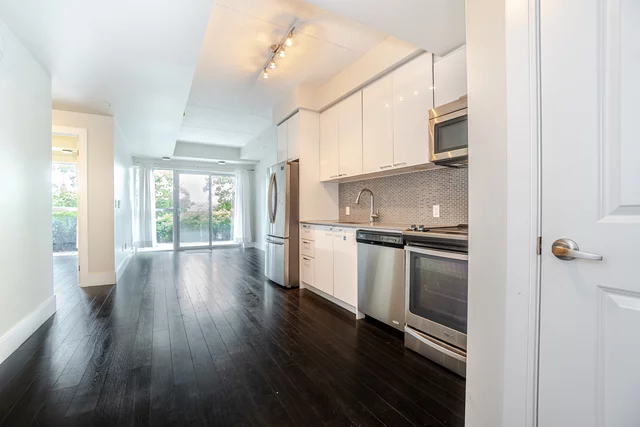 #102-155 St Leger Street, Kitchener - photo 6