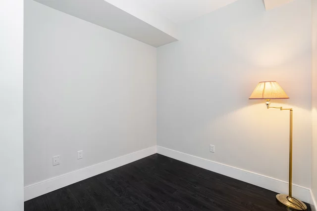 #102-155 St Leger Street, Kitchener - photo 18