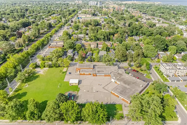 206.jpg