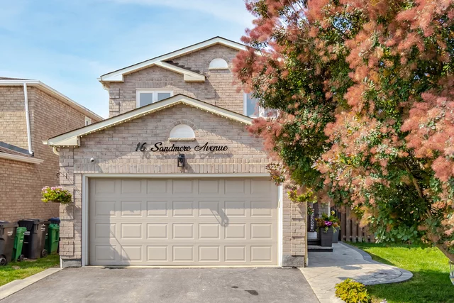 16 Sandmere Avenue, Brampton - photo 1
