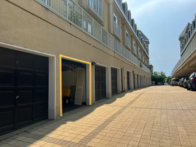 Garage - Hilighted.jpg