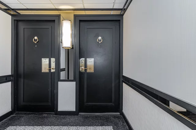 #1910-2045 Lake Shore Boulevard West, Etobicoke - photo 6