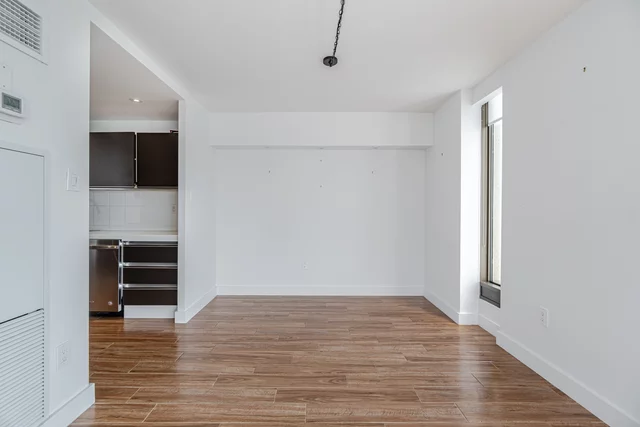 #1910-2045 Lake Shore Boulevard West, Etobicoke - photo 20