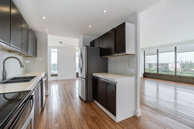 #1910-2045 Lake Shore Boulevard West, Etobicoke - photo 23