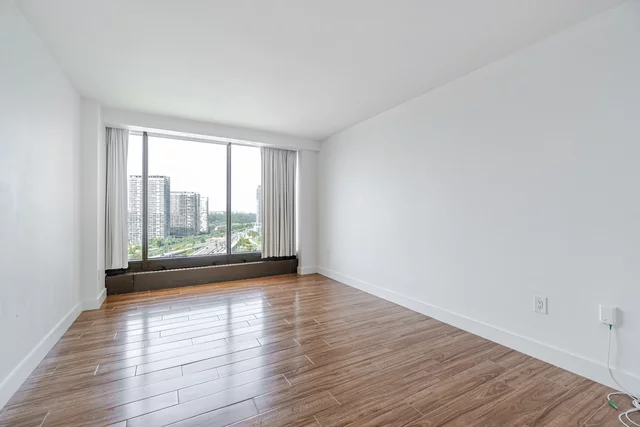 #1910-2045 Lake Shore Boulevard West, Etobicoke - photo 30