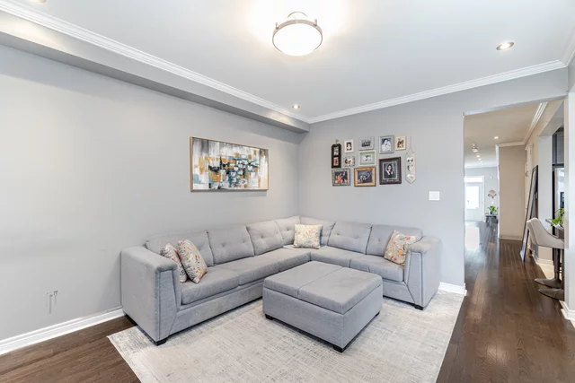 18 Isle Royal Terrace, Brampton - photo 19
