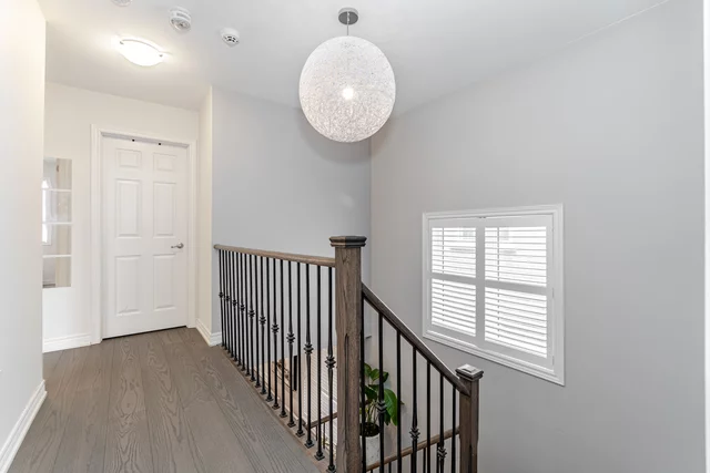 18 Isle Royal Terrace, Brampton - photo 25