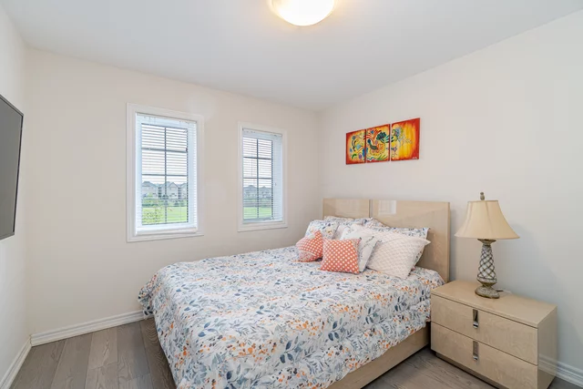 18 Isle Royal Terrace, Brampton - photo 34