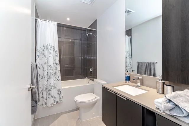 #311-3900 Confederation Parkway, Mississauga - photo 16