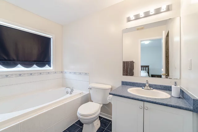 #100-525 Novo Star Drive, Mississauga - photo 25