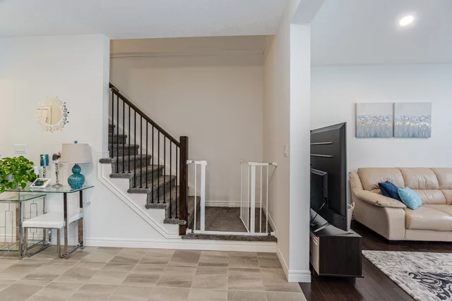 #3-22 Marshall Drive, Guelph - photo 20