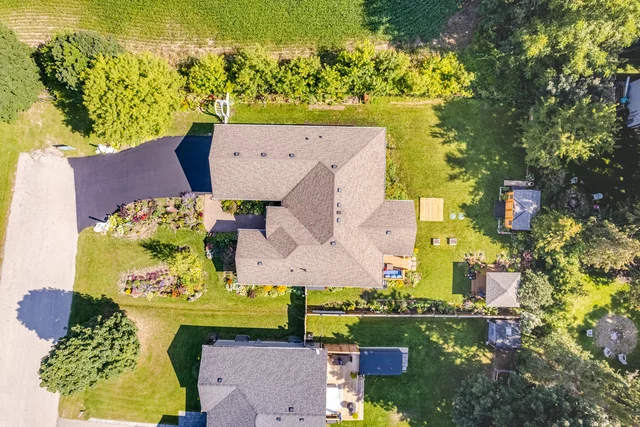 18 Spruce Street, Hillsburgh - photo 5