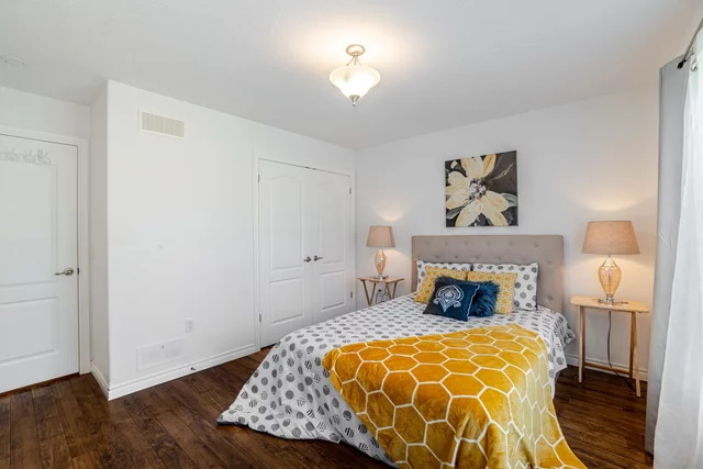 18 Spruce Street, Hillsburgh - photo 42