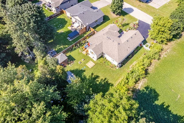 18 Spruce Street, Hillsburgh - photo 64