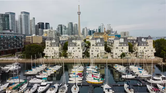 #173-28 Stadium Road, Toronto - photo 1