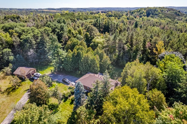 20420 Hurontario Street, Caledon - photo 8