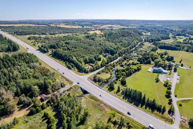 20420 Hurontario Street, Caledon - photo 22