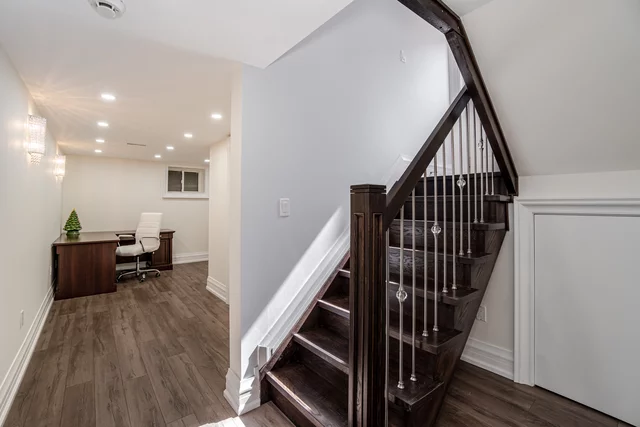 35 Burnelm Drive, Etobicoke - photo 49
