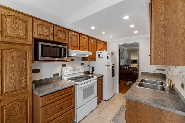 537 Lana Terrace, Mississauga - photo 8