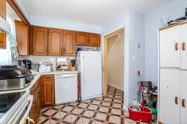 87 Woodward Avenue, Brampton - photo 11