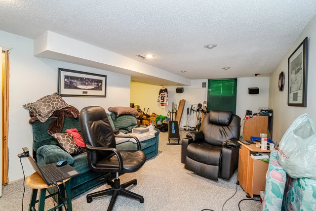 87 Woodward Avenue, Brampton - photo 32