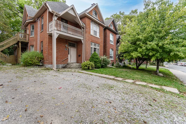 267 Aberdeen Avenue, Hamilton - photo 4