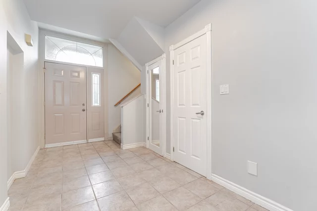 267 Aberdeen Avenue, Hamilton - photo 6