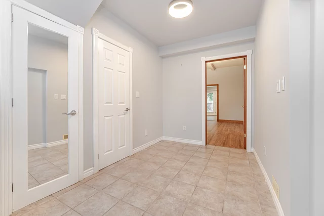 267 Aberdeen Avenue, Hamilton - photo 7
