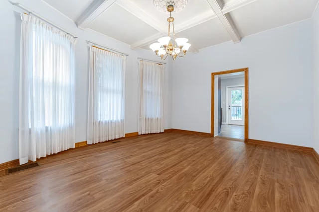 267 Aberdeen Avenue, Hamilton - photo 8