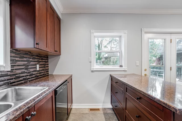 267 Aberdeen Avenue, Hamilton - photo 20