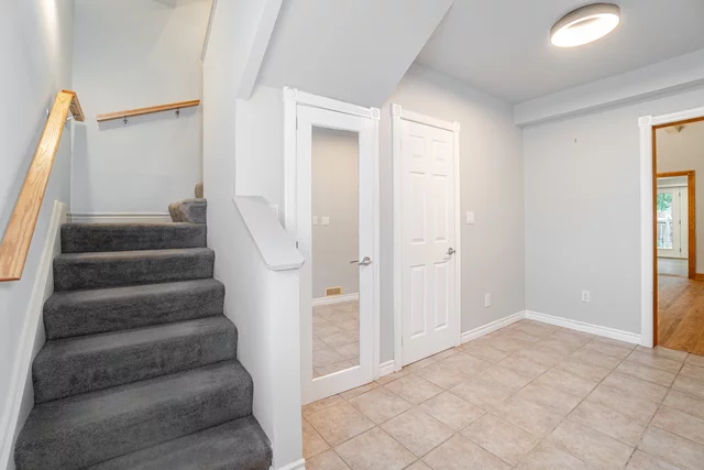 267 Aberdeen Avenue, Hamilton - photo 22