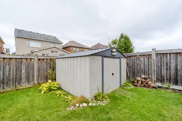 15 Amberwing Landing, Bradford - photo 60