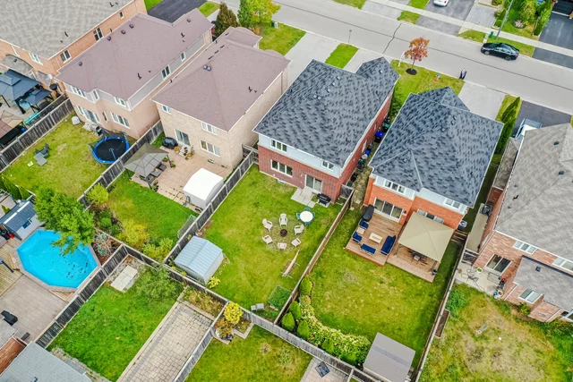15 Amberwing Landing, Bradford - photo 64