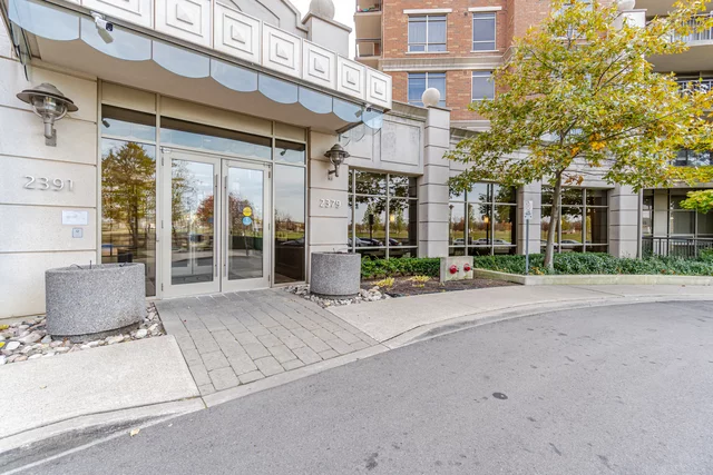 #1212-2379 Central Park Drive, Oakville - photo 2