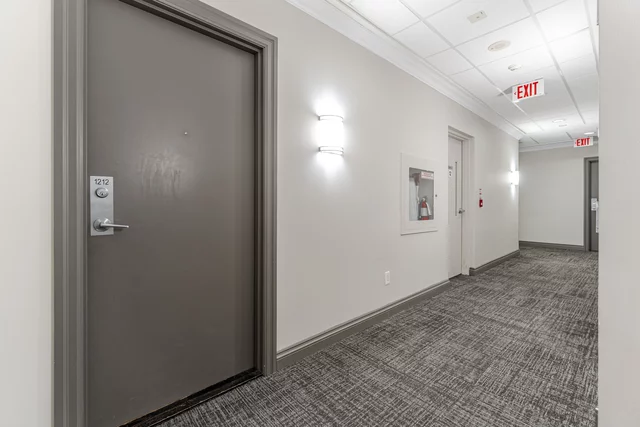 #1212-2379 Central Park Drive, Oakville - photo 4